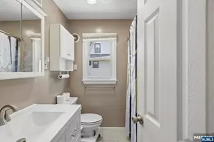 1 Franklin Pl, Hackensack, NJ 07601 - Photo 14