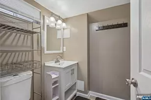 1 Franklin Pl, Hackensack, NJ 07601 - Photo 18