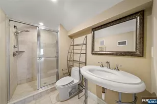 15 Harvard St, Closter, NJ 07624 - Photo 32