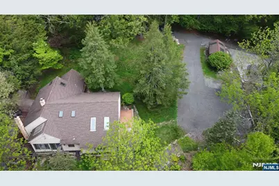 534 Hamburg Turnpike, West Milford, NJ 07480 - Photo 2