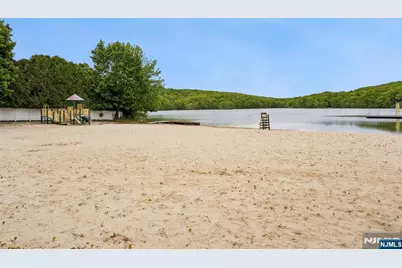 6 Waters Edge, Kinnelon, NJ 07405 - Photo 26