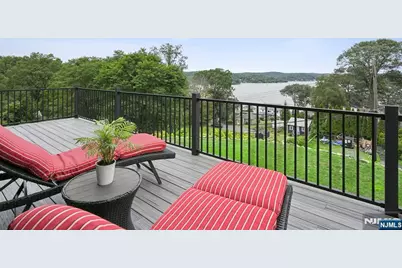 8 Sutton Road, Hopatcong, NJ 07843 - Photo 24
