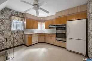 415 N 4th, Hawthorne, NJ 07506 - Photo 14