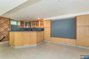 104 Shrewsbury Dr, Livingston, NJ 07039 - Photo 32