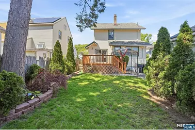 52 Harcourt Avenue, Bergenfield, NJ 07621 - Photo 20