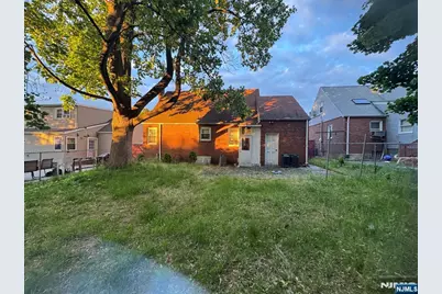1-26 34th Street, Fair Lawn, NJ 07410 - Photo 4