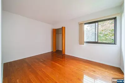 1437 John Street, Fort Lee, NJ 07024 - Photo 18