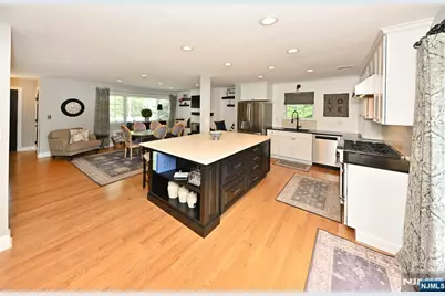 619 Montview Place, River Vale Township, NJ 07675 - Photo 6
