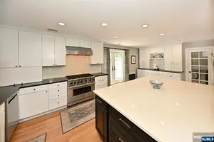 619 Montview Pl, River Vale Township, NJ 07675 - Photo 8