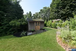 619 Montview Pl, River Vale Township, NJ 07675 - Photo 28