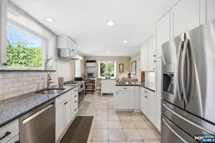 806 Ramapo Valley Rd, Oakland, NJ 07436 - Photo 16