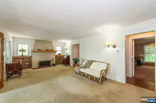 174 Pines Lake Dr, Wayne, NJ 07470 - Photo 8