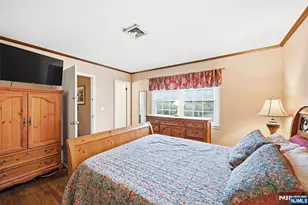 30 Whittier Ln, Oakland, NJ 07436 - Photo 20