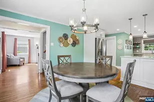 30 Sherbrooke Pkwy, Livingston, NJ 07039 - Photo 6