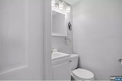 30 Sherbrooke Parkway, Livingston, NJ 07039 - Photo 12