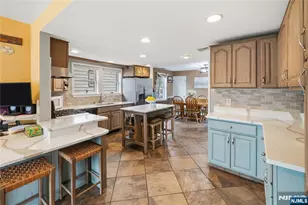 72 Forest Ave, Hawthorne, NJ 07506 - Photo 6