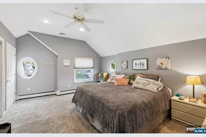 72 Forest Avenue, Hawthorne, NJ 07506 - Photo 24