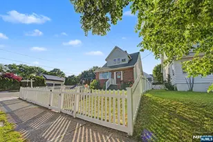 103 Chamberlain Ave, Paterson, NJ 07502 - Photo 38