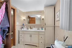 200 Bradford Ave, Linden, NJ 07036 - Photo 14
