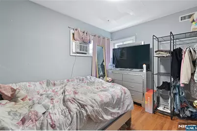 200 Bradford Avenue, Linden, NJ 07036 - Photo 16