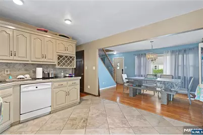 200 Bradford Avenue, Linden, NJ 07036 - Photo 6