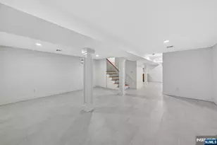 887 Linden Ave, Ridgefield, NJ 07657 - Photo 44