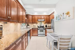 1631 Maple St, Fort Lee, NJ 07024 - Photo 8