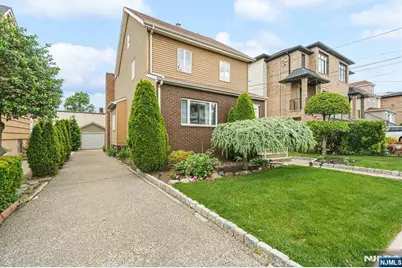 1631 Maple Street, Fort Lee, NJ 07024 - Photo 2