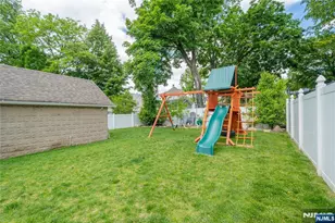 6 Pershing Ct, Ridgefield Park, NJ 07660 - Photo 20