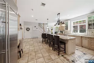 43 Walsh Dr, Mahwah, NJ 07430 - Photo 10