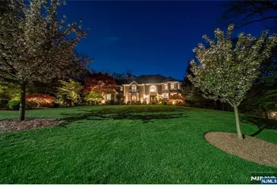 43 Walsh Drive, Mahwah, NJ 07430 - Photo 4