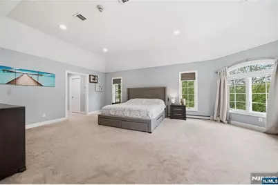 43 Walsh Drive, Mahwah, NJ 07430 - Photo 24