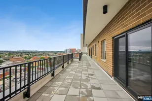 150 Overlook Ph3, Hackensack, NJ 07601 - Photo 36