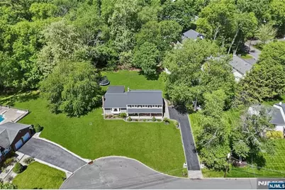 469 White Birch Drive, River Vale Township, NJ 07675 - Photo 2