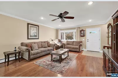 195 Cabrillo Boulevard, Toms River, NJ 08757 - Photo 4