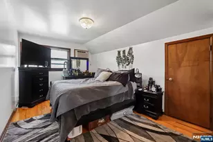 355 Chestnut Ave, South Hackensack Township, NJ 07606 - Photo 16