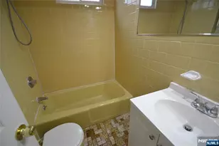 8 Witherspoon St, Nutley, NJ 07110 - Photo 26