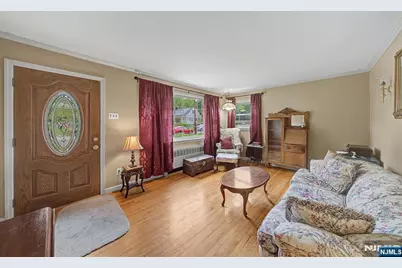 40 Dacotah Avenue, Oakland, NJ 07436 - Photo 6