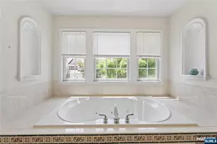 8 Yorktown Ln 704, Totowa, NJ 07512 - Photo 30