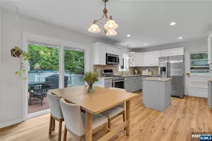 46 Rafkind Rd, Bloomingdale, NJ 07403 - Photo 14