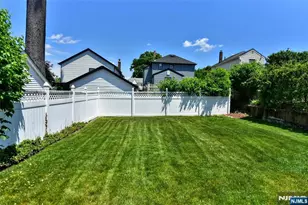 303 Marlboro Rd, Wood Ridge, NJ 07075 - Photo 20
