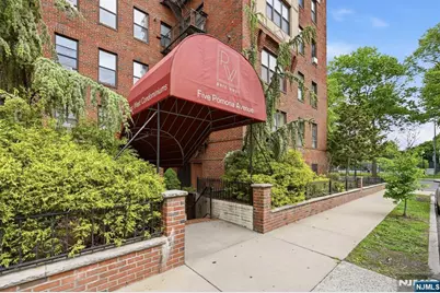 5 Pomona 2C #2C, Newark, NJ 07112 - Photo 28
