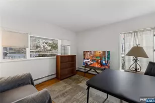 2455 3rd St, Fort Lee, NJ 07024 - Photo 18