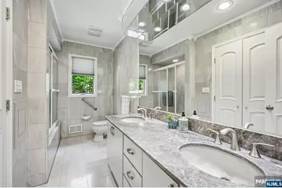 17 Stonewall Drive, Livingston, NJ 07039 - Photo 22