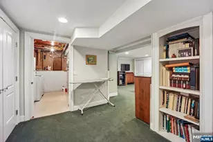17 Stonewall Dr, Livingston, NJ 07039 - Photo 26