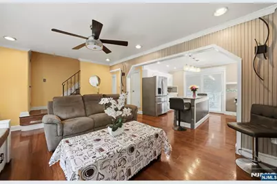 52 Barbara Drive, Pompton Lakes, NJ 07442 - Photo 6