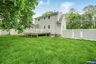 52 Barbara Dr, Pompton Lakes, NJ 07442 - Photo 24