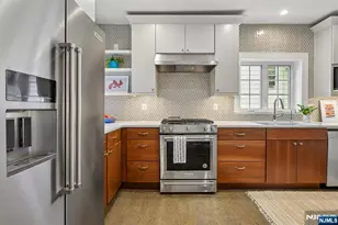 108 Oakview Ave, Maplewood, NJ 07040 - Photo 16
