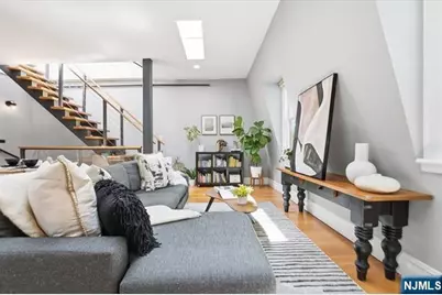 247 2nd Street 3 #3, Jersey City, NJ 07302 - Photo 4