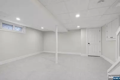 208 Page Avenue, Lyndhurst Township, NJ 07071 - Photo 30